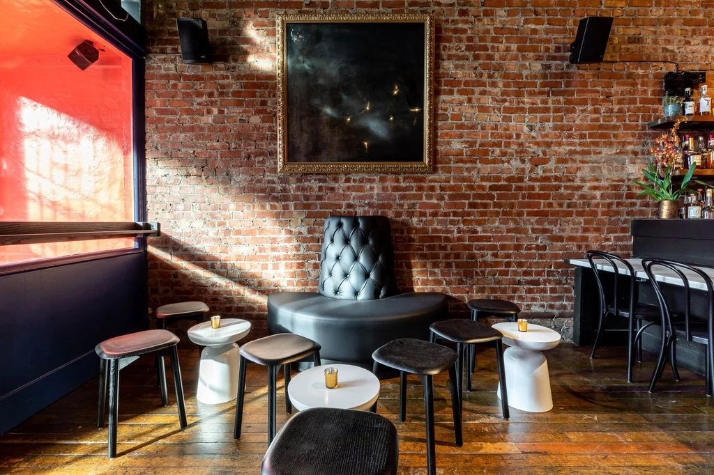 Casements Bar