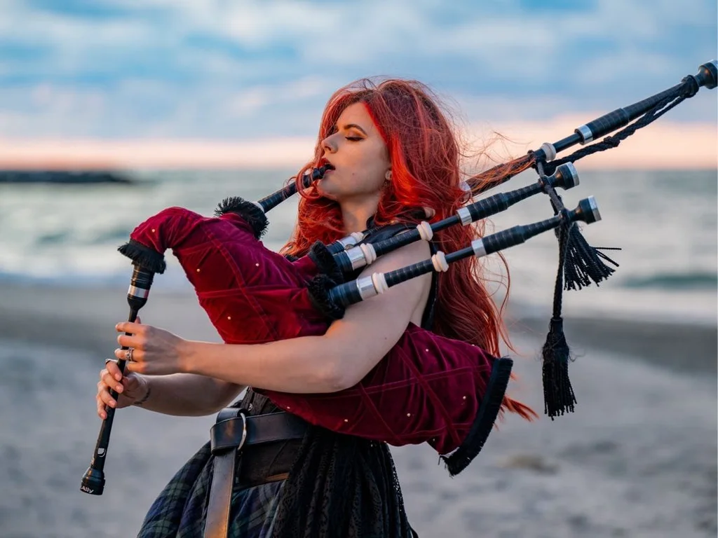 Ally the Piper